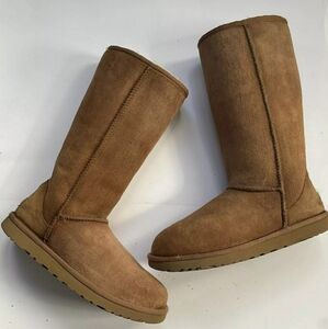 Ugg tall boots women size 7 ( offers welcome )